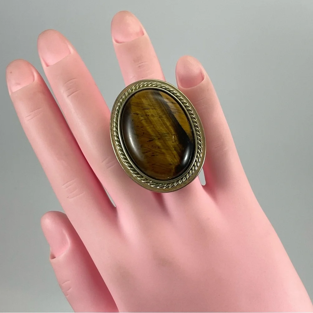 Stunning Silver Tone Oval Cut Tigers Eye Gemstone Statement Ring Stunning Sz 8